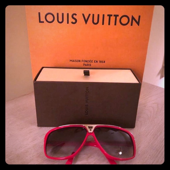 Louis Vuitton Other - ⭐️Host Pick⭐️ Louis Vuitton Sunglasses 🕶